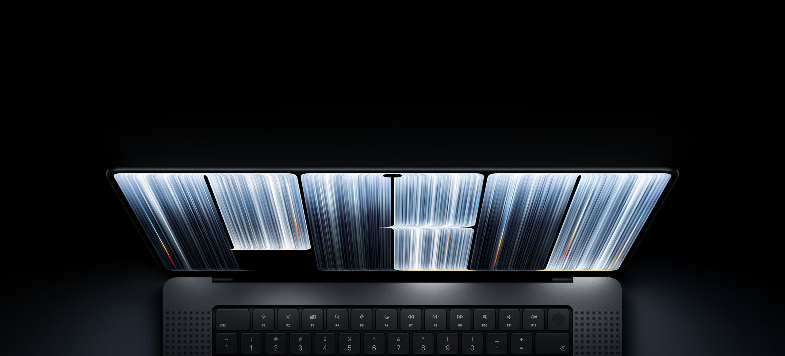 MacBook Pro עם תצוגת PROLED XDR על רקע שחור